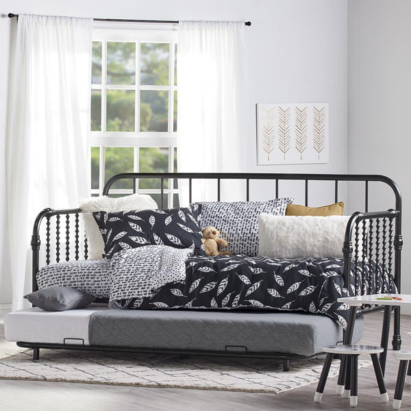 Little seeds monarch hill wren metal daybed with deals trundle